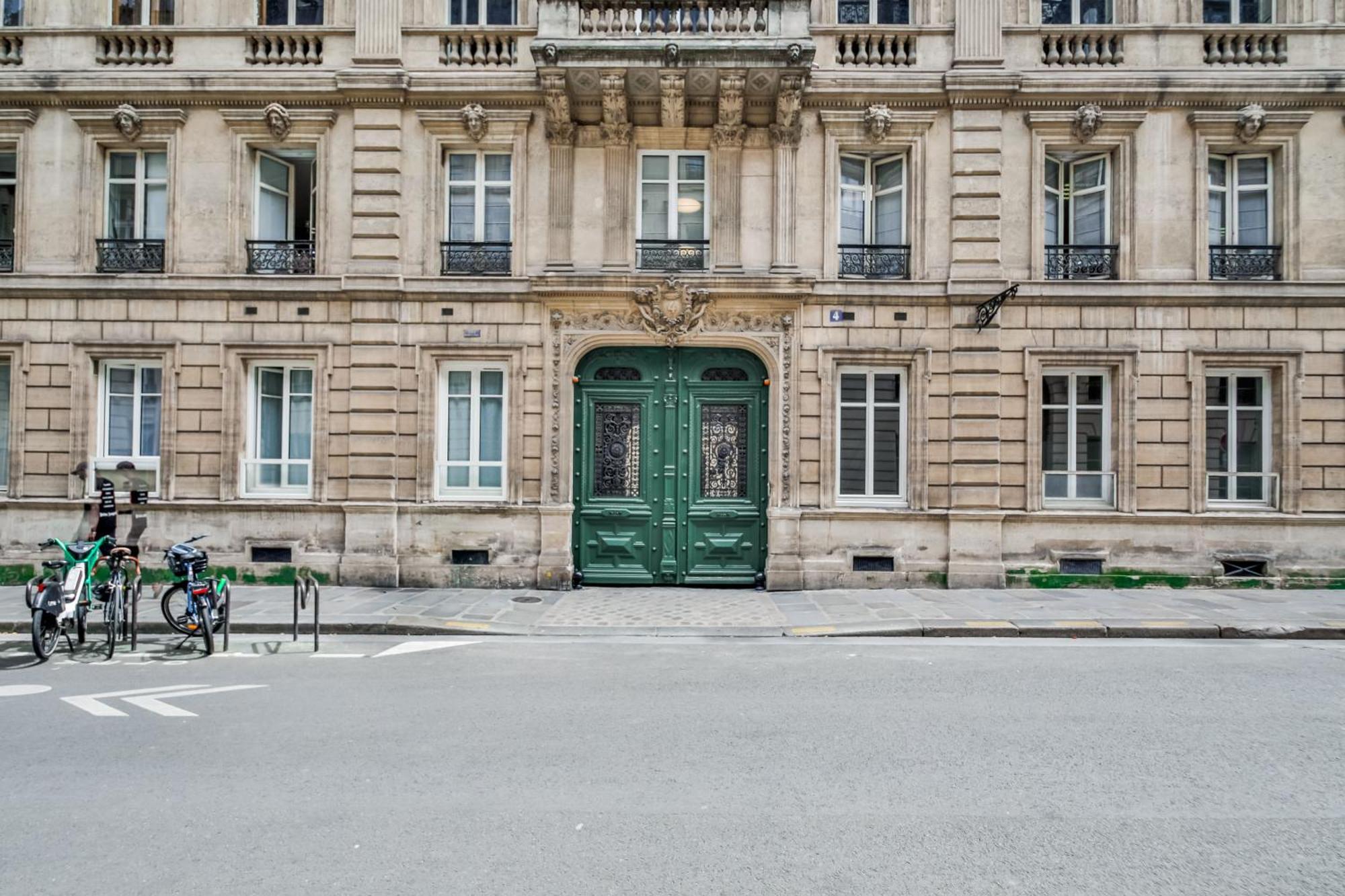Ws Louvre - Saint-Florentin Paris Bagian luar foto
